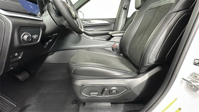 new 2025 Jeep Grand Cherokee car, priced at $47,435