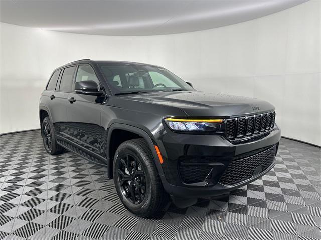 new 2025 Jeep Grand Cherokee car, priced at $43,507