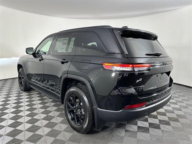 new 2025 Jeep Grand Cherokee car, priced at $43,507