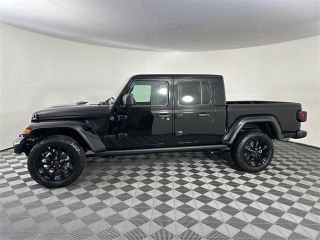 new 2025 Jeep Gladiator car, priced at $41,385