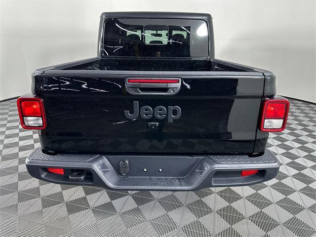 new 2025 Jeep Gladiator car, priced at $41,385