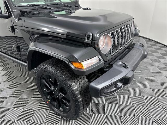 new 2025 Jeep Gladiator car, priced at $41,385