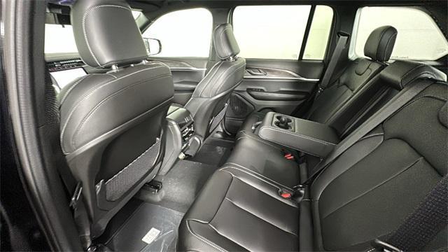 new 2025 Jeep Grand Cherokee car, priced at $46,111