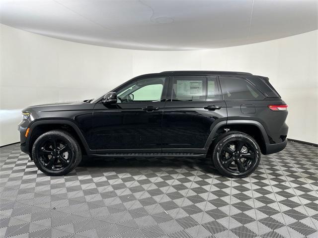 new 2025 Jeep Grand Cherokee car, priced at $46,111