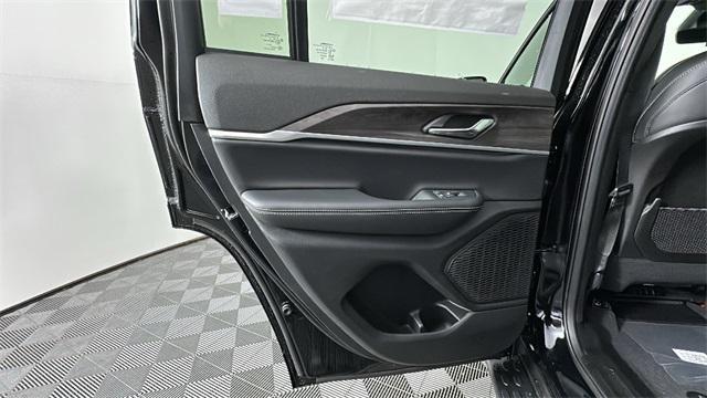 new 2025 Jeep Grand Cherokee car, priced at $46,111