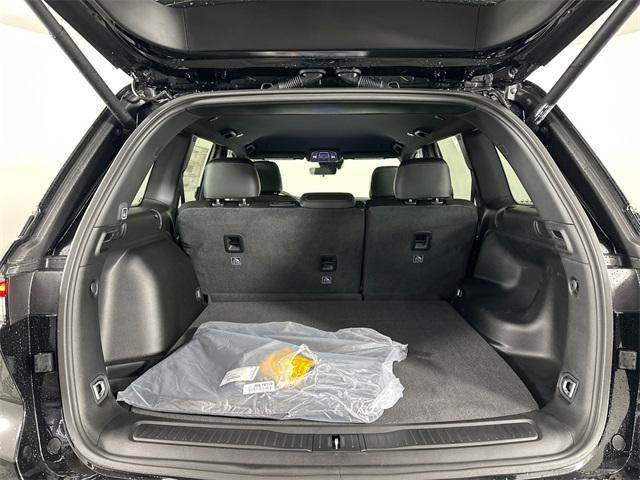 new 2025 Jeep Grand Cherokee car, priced at $46,111