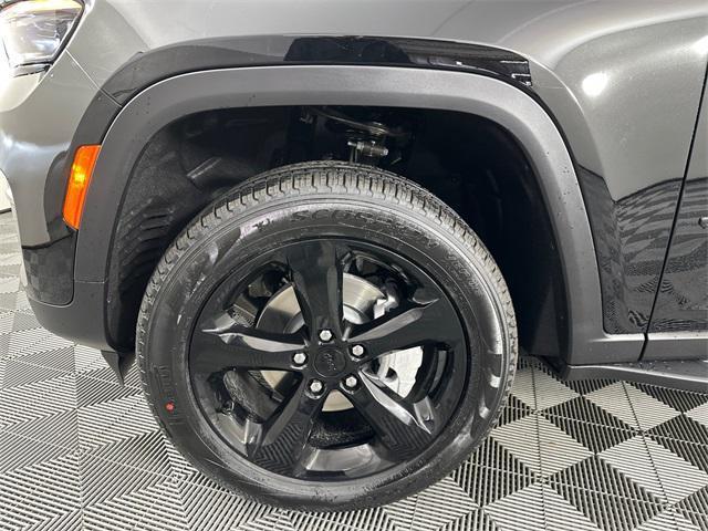 new 2025 Jeep Grand Cherokee car, priced at $46,111