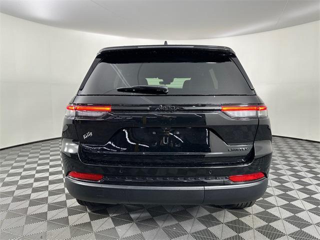 new 2025 Jeep Grand Cherokee car, priced at $46,111