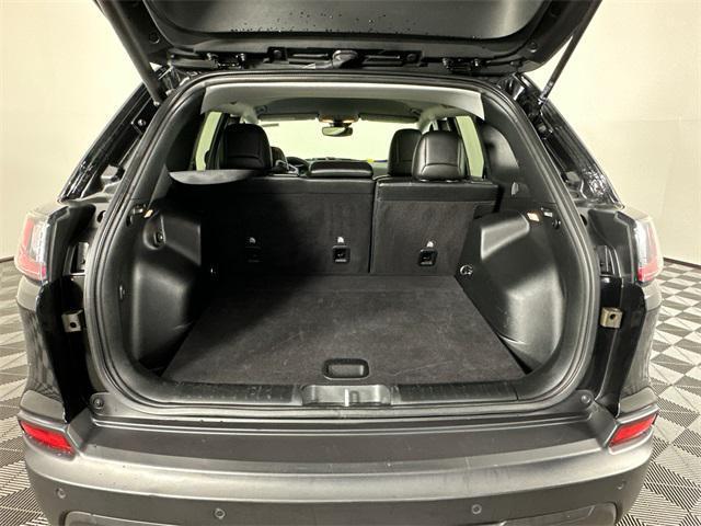 used 2023 Jeep Cherokee car, priced at $24,998