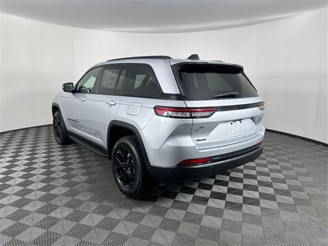 new 2025 Jeep Grand Cherokee car, priced at $42,499
