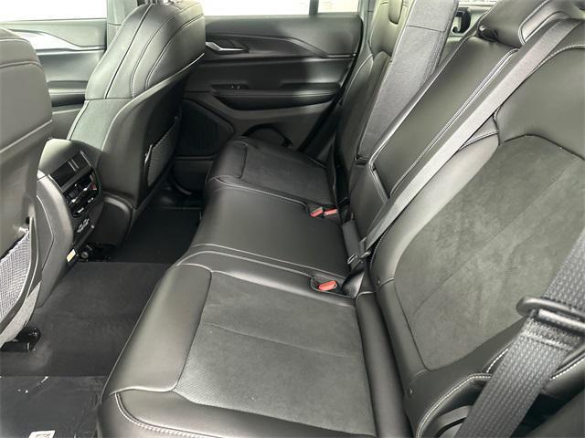 new 2025 Jeep Grand Cherokee car, priced at $42,499