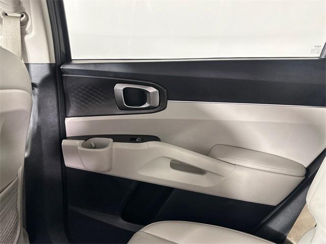 used 2022 Kia Sorento car, priced at $22,495