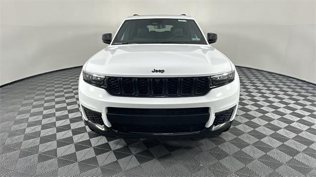 new 2024 Jeep Grand Cherokee L car, priced at $58,160