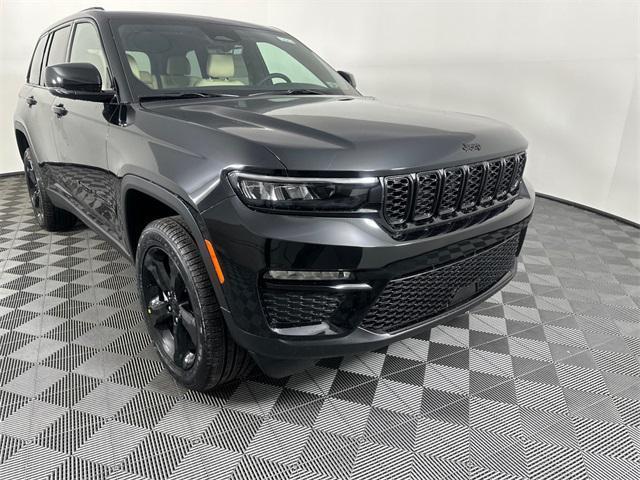 new 2025 Jeep Grand Cherokee car, priced at $42,988