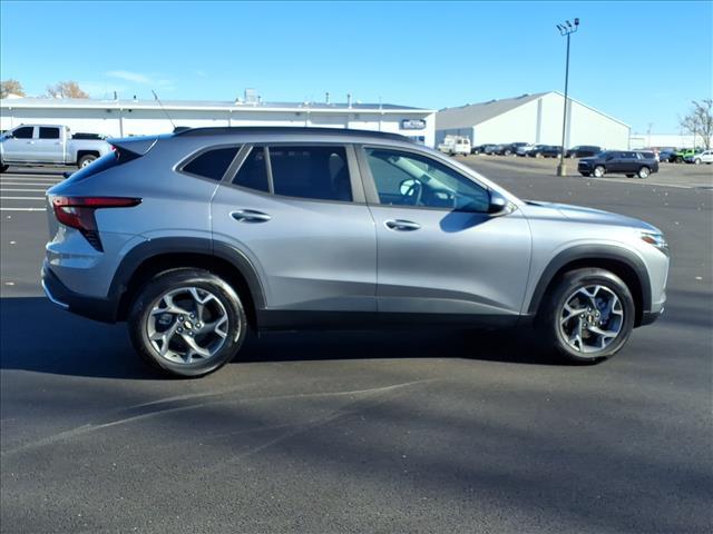 used 2025 Chevrolet Trax car, priced at $22,500