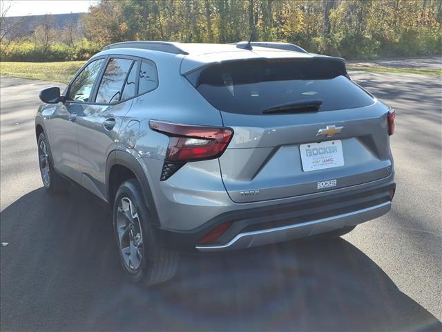 used 2025 Chevrolet Trax car, priced at $22,500