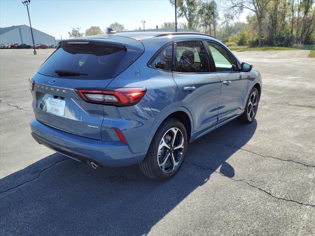 used 2024 Ford Escape car, priced at $35,900