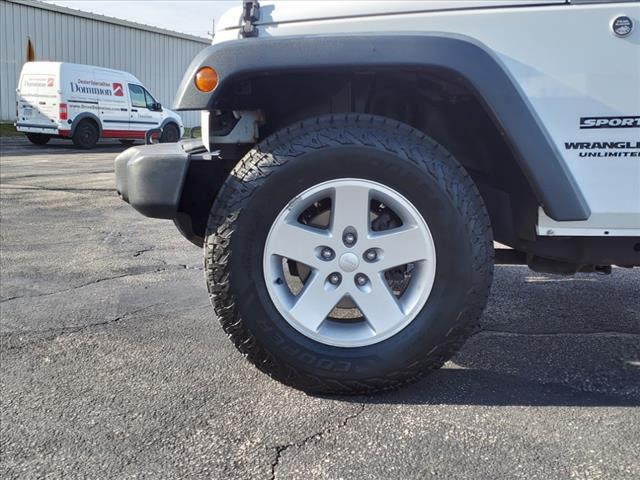 used 2015 Jeep Wrangler Unlimited car, priced at $17,900