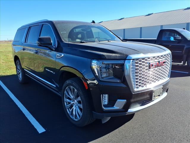 used 2022 GMC Yukon XL car, priced at $60,900