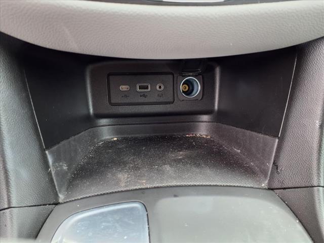 used 2022 Chevrolet Equinox car, priced at $19,349