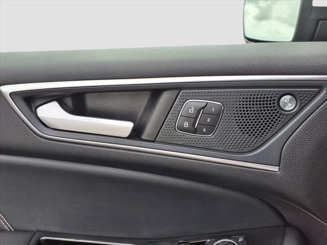 used 2019 Ford Edge car, priced at $17,900
