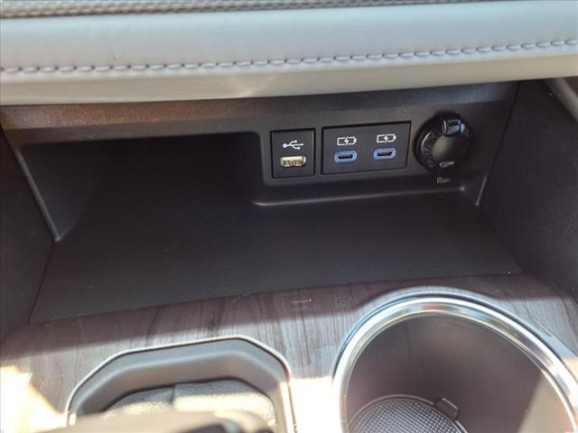 used 2022 Toyota Highlander Hybrid car, priced at $38,900