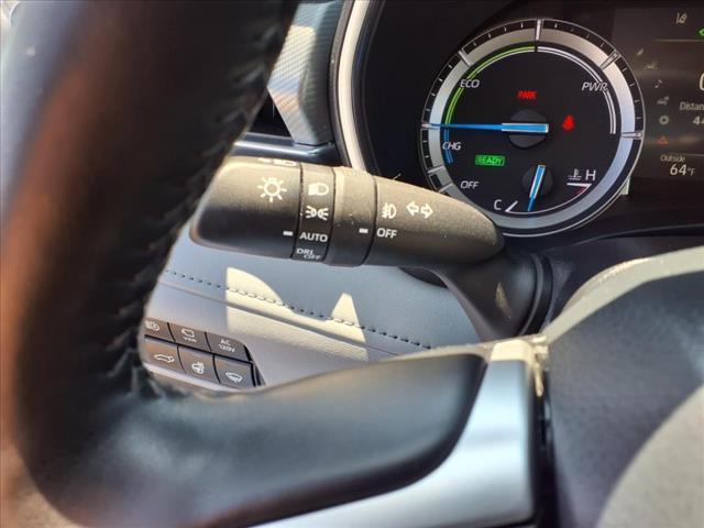 used 2022 Toyota Highlander Hybrid car, priced at $38,900