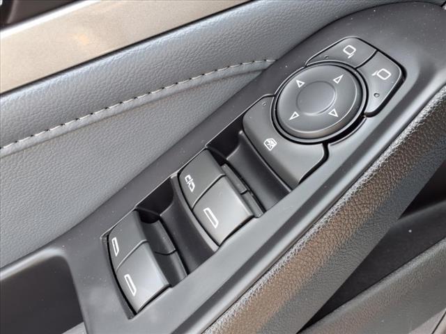 used 2021 Chevrolet Traverse car, priced at $22,900