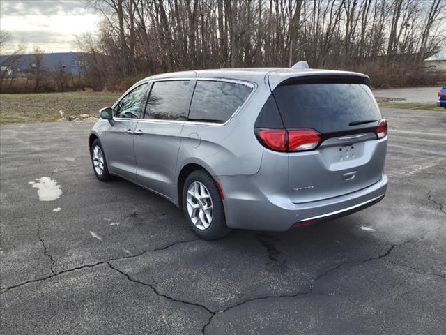 used 2019 Chrysler Pacifica car, priced at $18,900