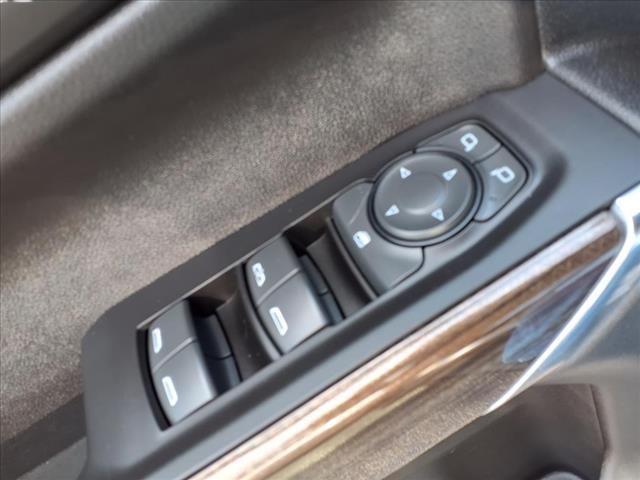 used 2022 Chevrolet Silverado 1500 car, priced at $35,976