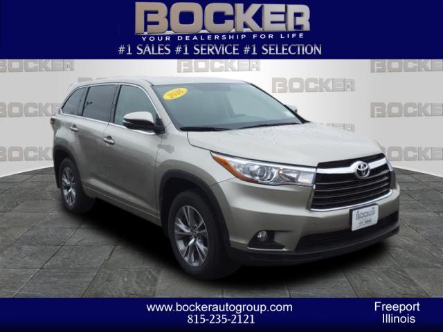 used 2016 Toyota Highlander car, priced at $26,900