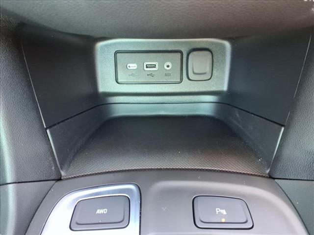 used 2023 Chevrolet Equinox car, priced at $26,900