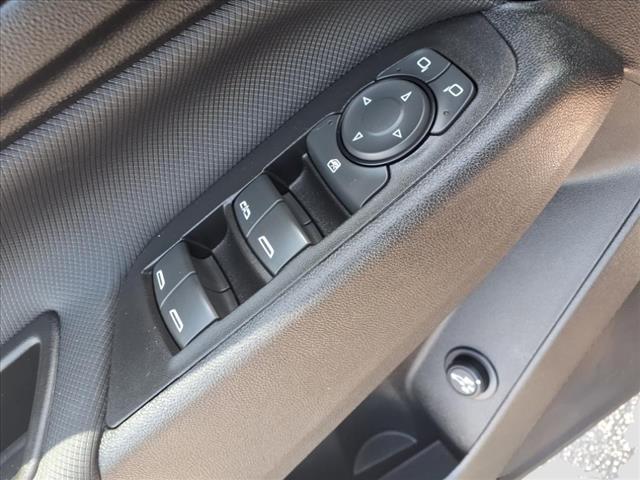 used 2023 Chevrolet Equinox car, priced at $28,900