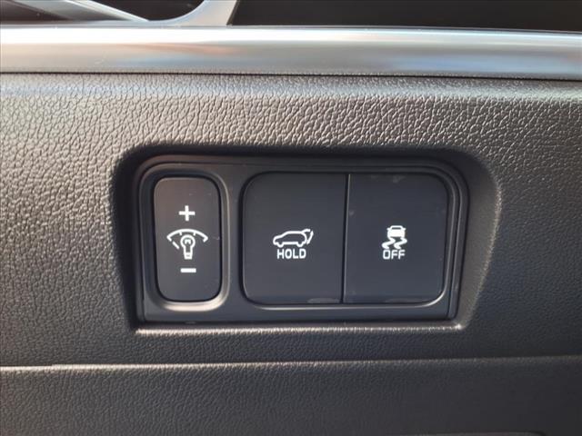 used 2025 Kia Sorento Hybrid car, priced at $40,900