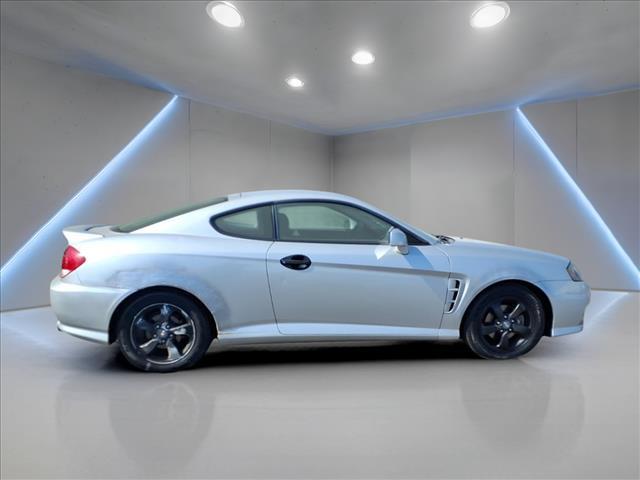 used 2006 Hyundai Tiburon car, priced at $3,000