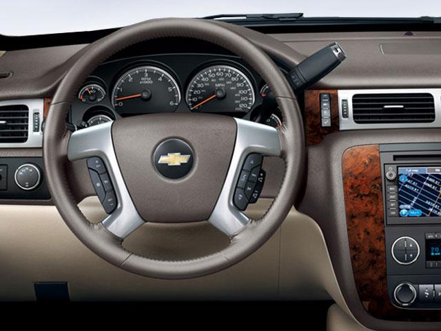 used 2009 Chevrolet Suburban car, priced at $4,995