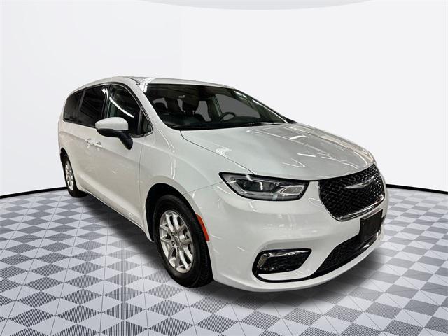 used 2023 Chrysler Pacifica car, priced at $24,000