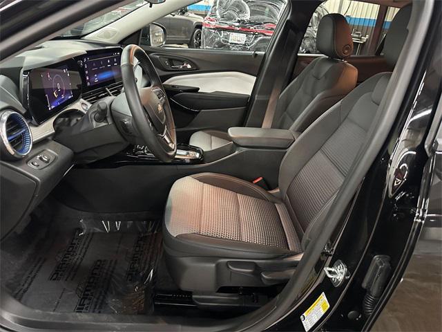 used 2025 Chevrolet Trax car, priced at $22,990