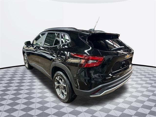 used 2025 Chevrolet Trax car, priced at $22,990