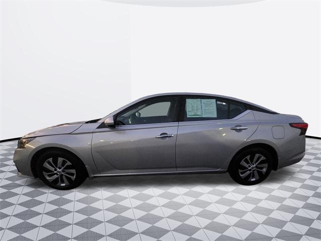 used 2022 Nissan Altima car, priced at $19,400