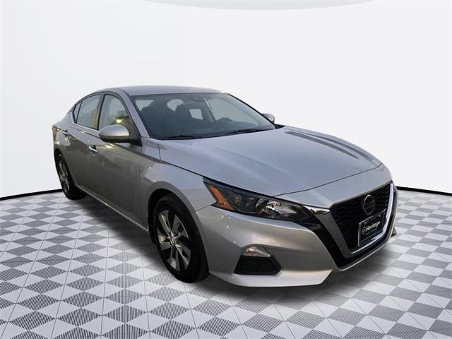 used 2022 Nissan Altima car, priced at $19,400