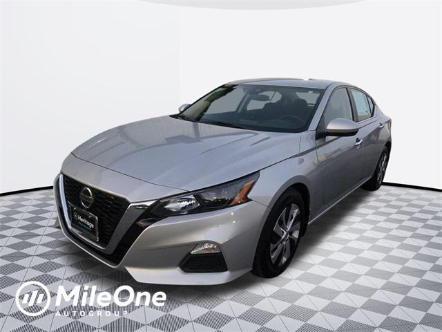 used 2022 Nissan Altima car, priced at $19,400