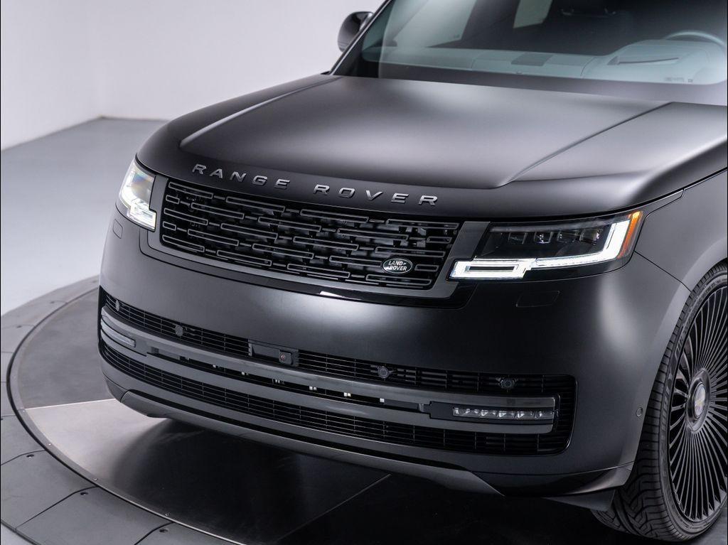 new 2025 Land Rover Range Rover car