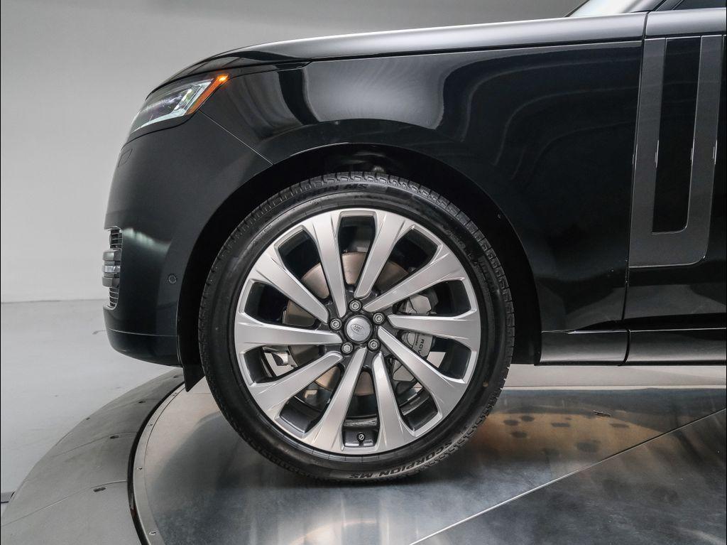 new 2025 Land Rover Range Rover car