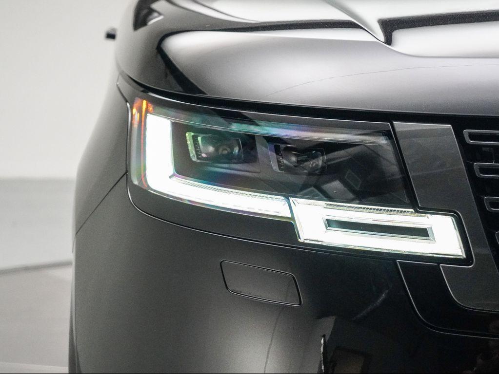 new 2025 Land Rover Range Rover car