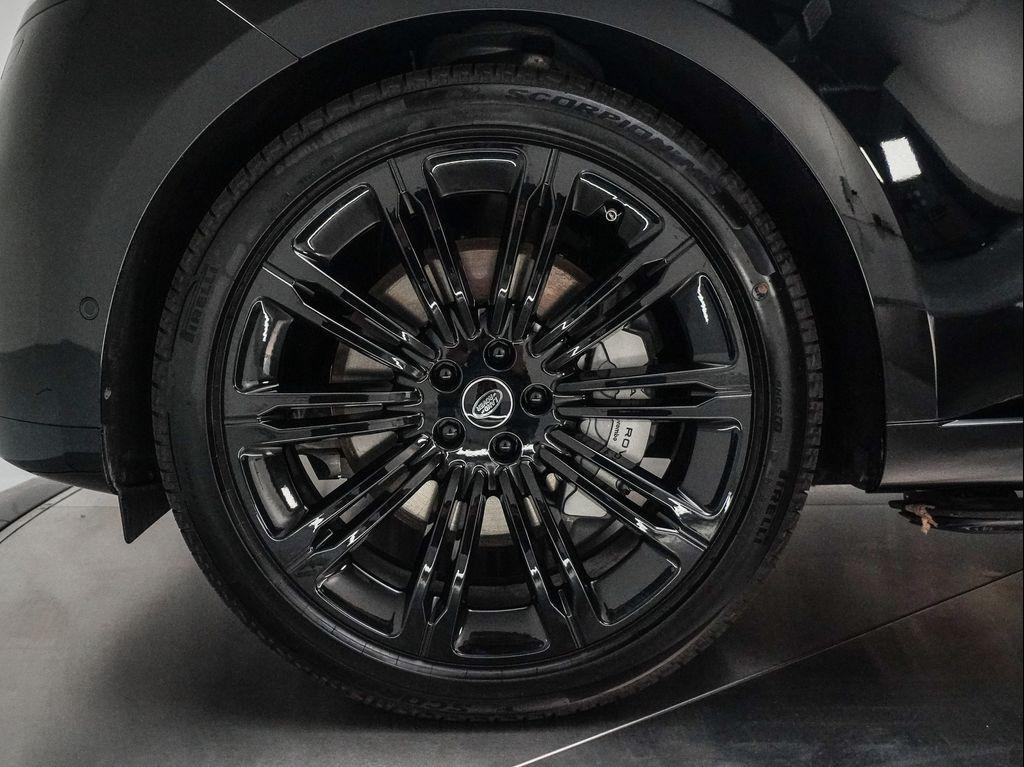 new 2025 Land Rover Range Rover car