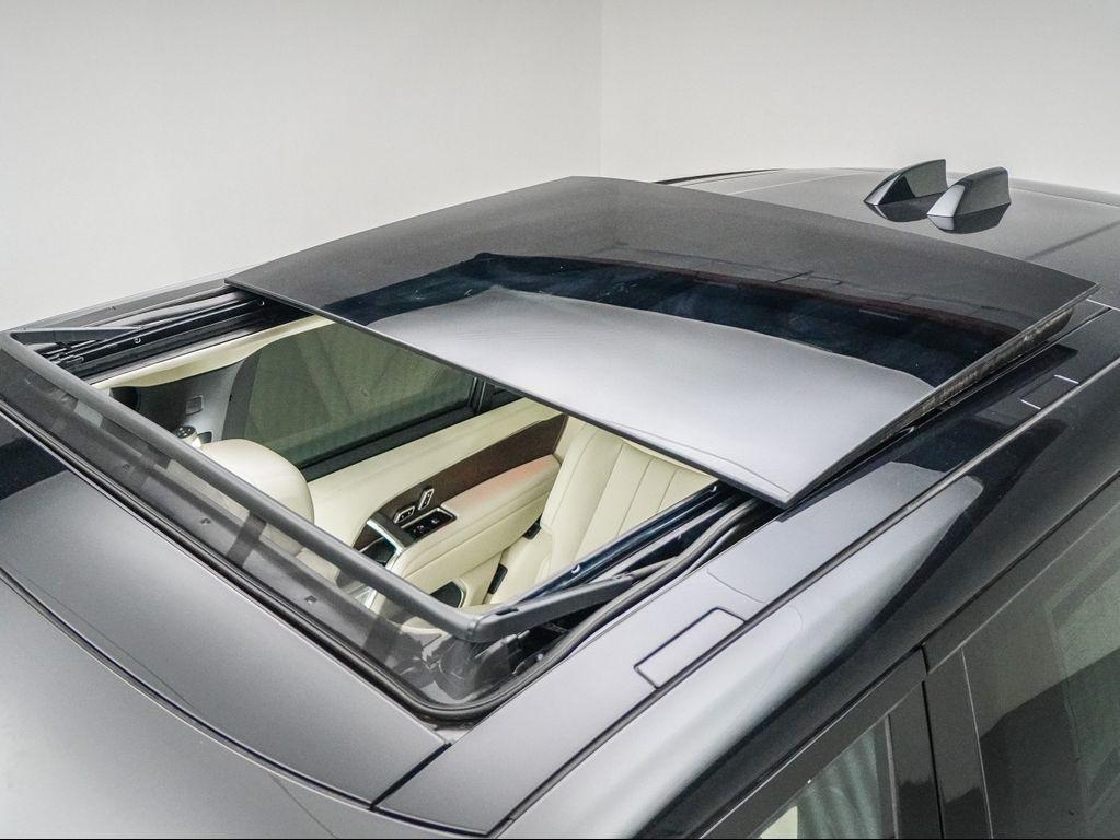 new 2025 Land Rover Range Rover car