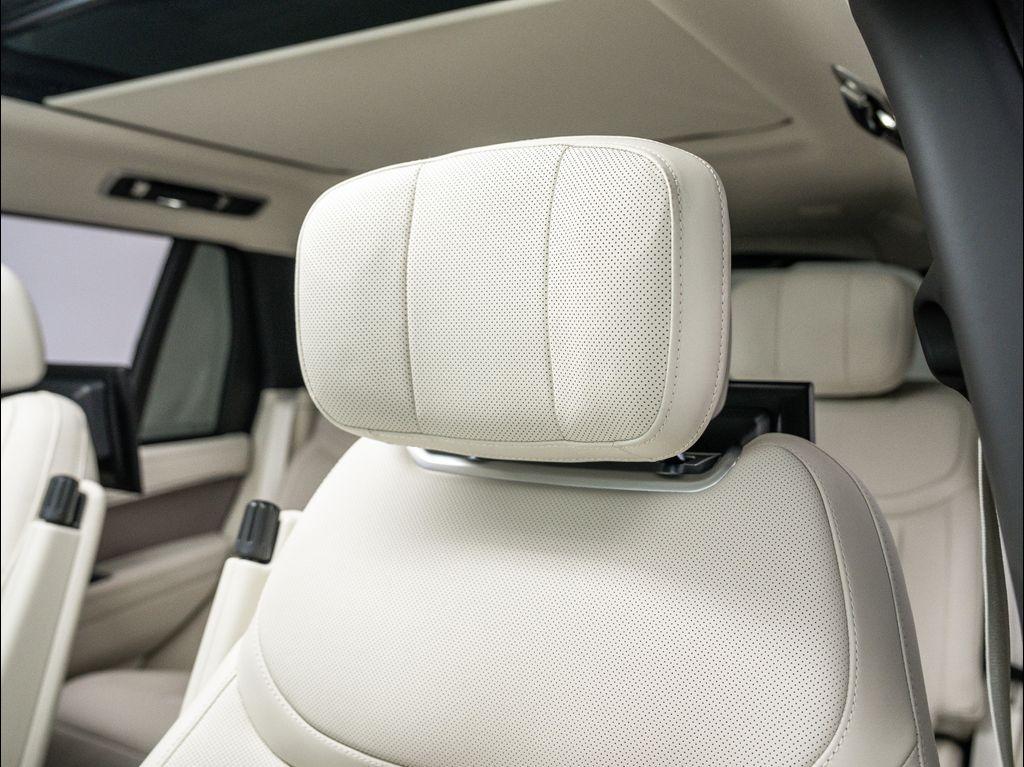 new 2025 Land Rover Range Rover car