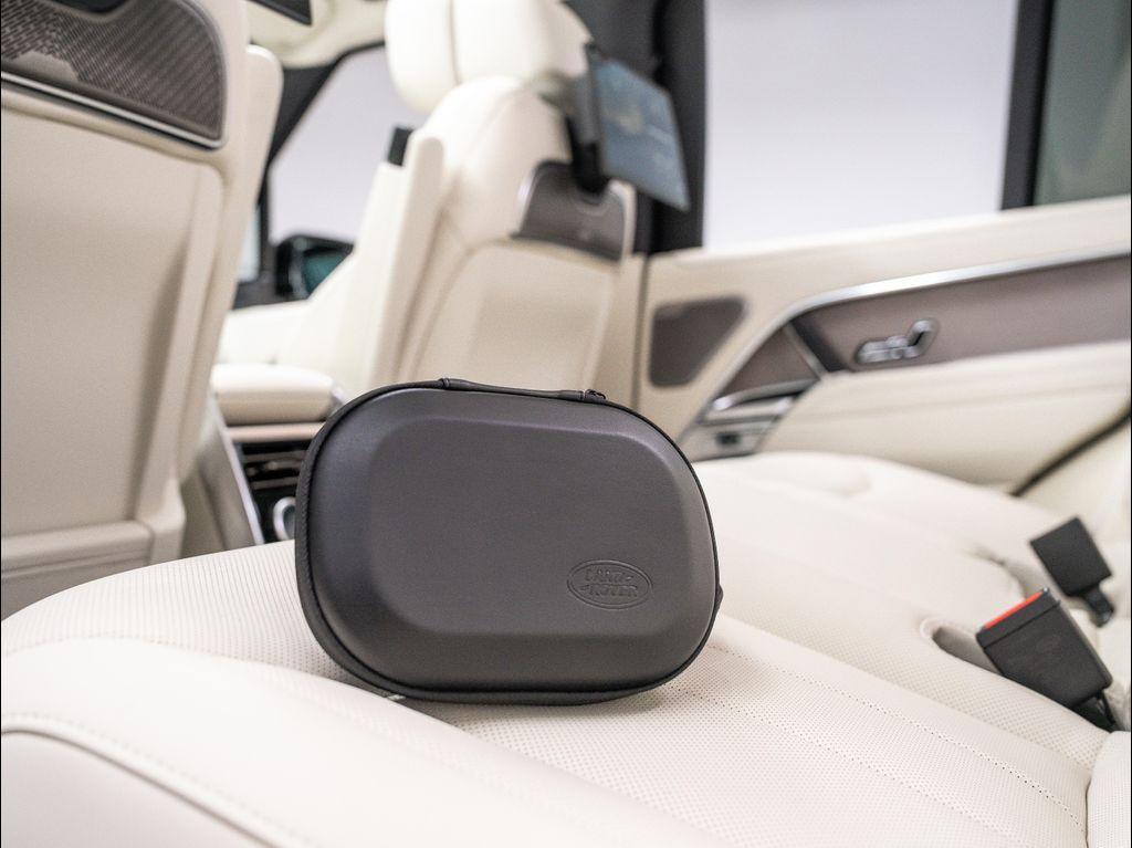 new 2025 Land Rover Range Rover car