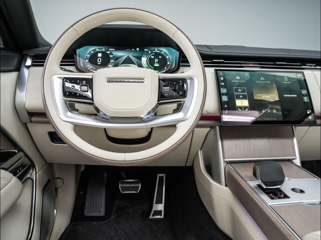 new 2025 Land Rover Range Rover car